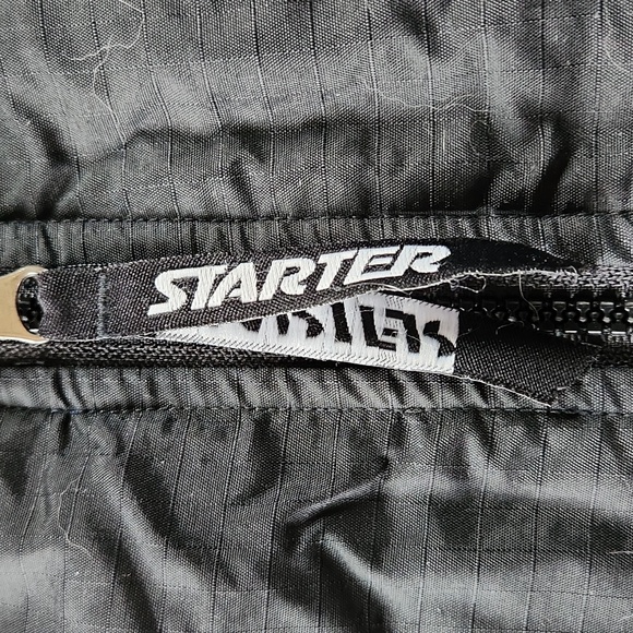 Misses Vintage/retro Starter reversible jacket - Size lg/xlg - good condition - Picture 11 of 12